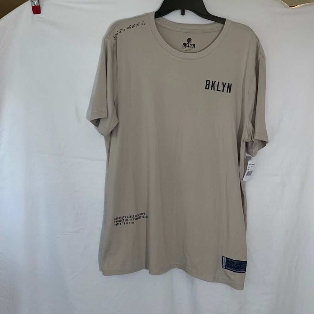 BKLYN ATHLETICS TEE SHIRT M L